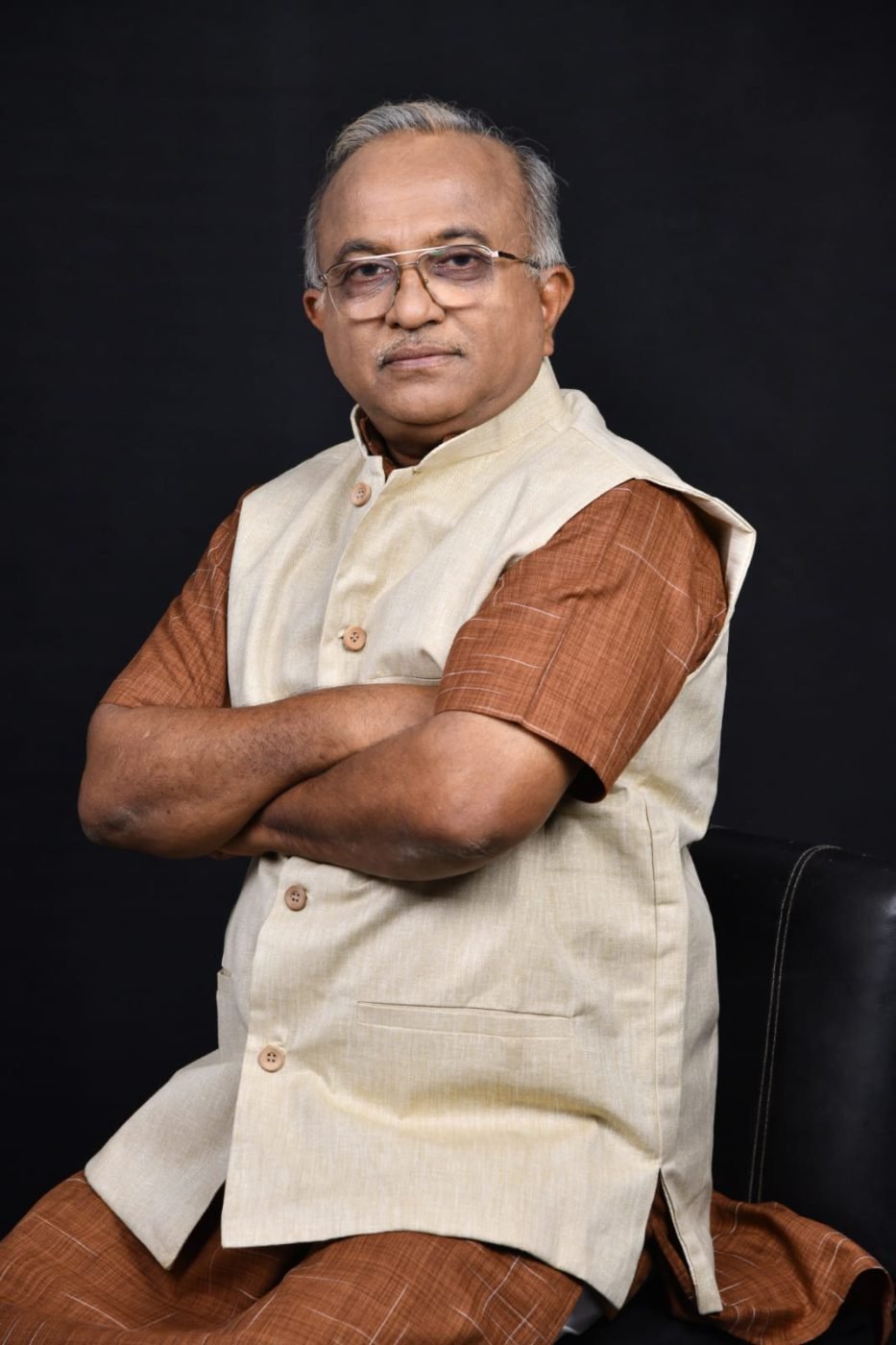 अनुभवी आचार्य एवं पंडित