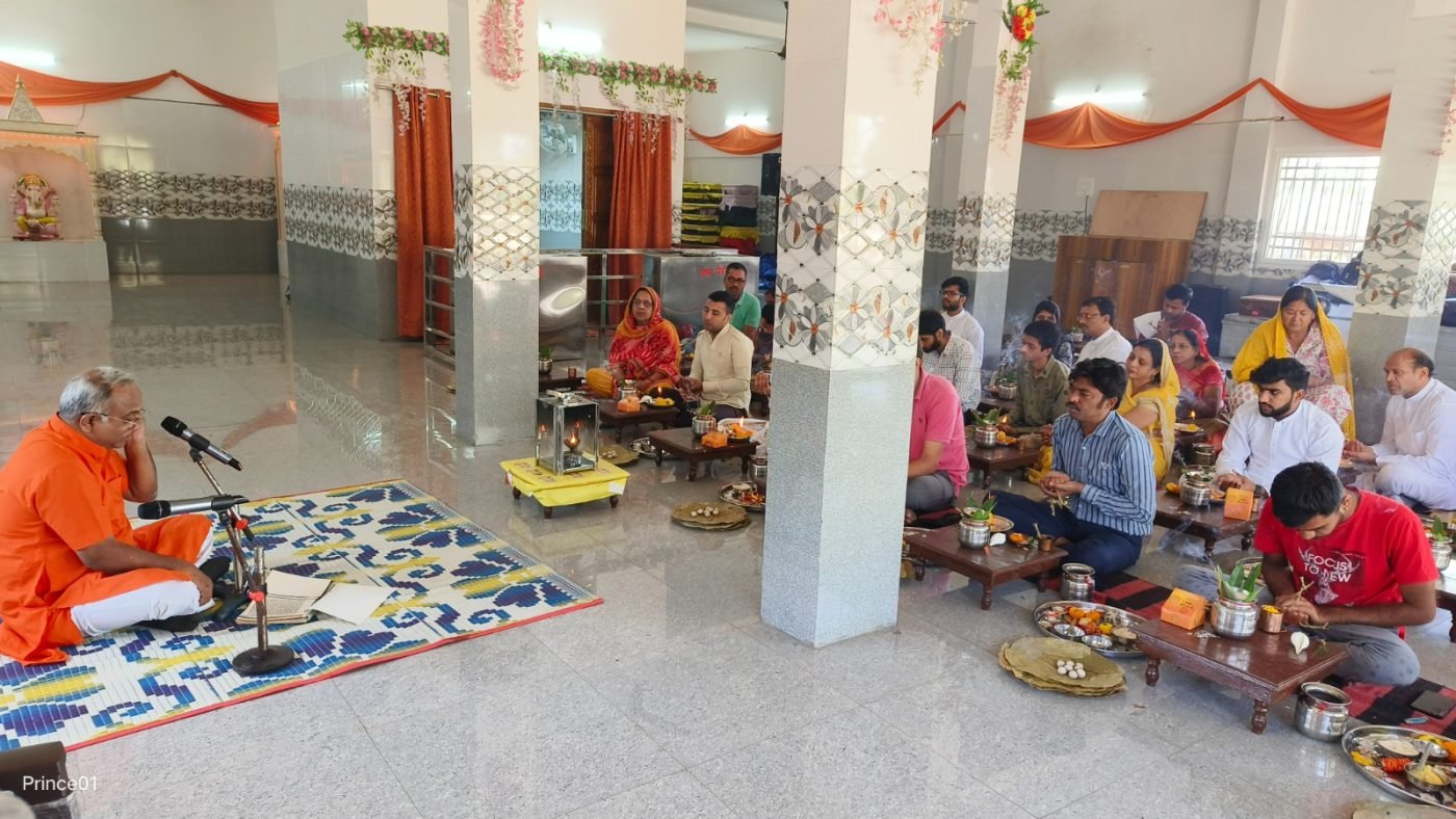 हजारों भक्तों का विश्वास